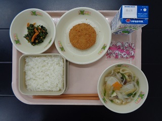 6月13日の学校給食（小学校B献立）の写真