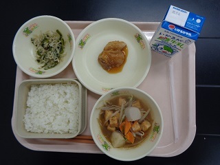 6月28日の学校給食（小学校A献立）の写真
