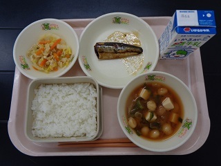 5月1日の学校給食（小学校B献立）の写真