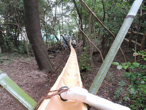 出来上がった流しそうめん台