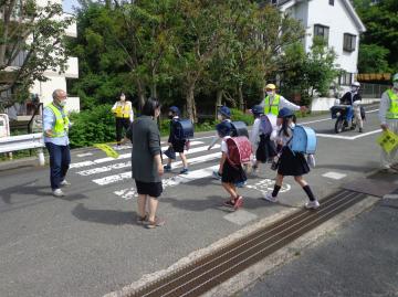 てくてくあいさつパトロールの活動