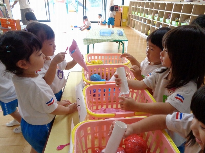 3歳アイス屋さんごっこ