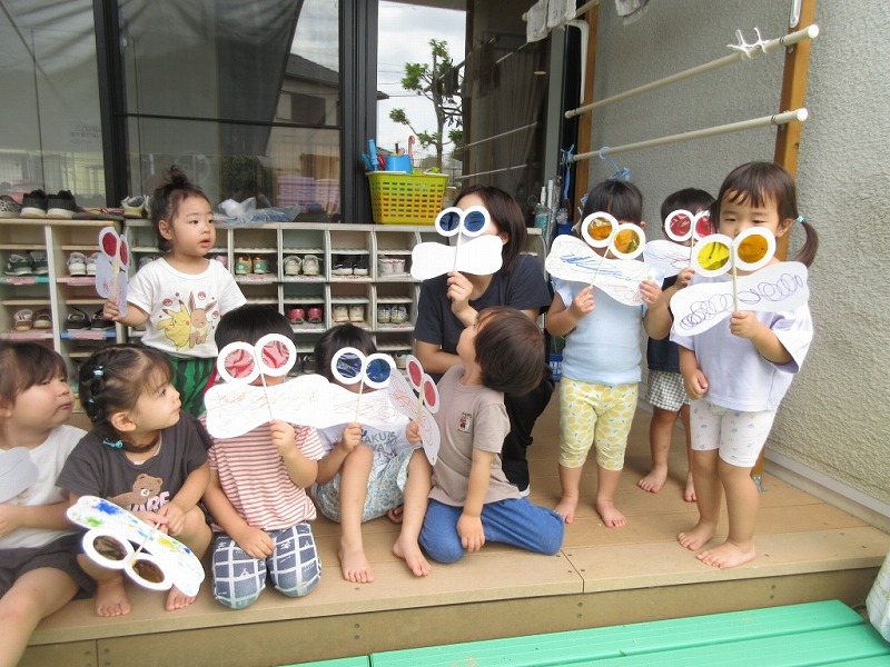 2歳児とんぼのめがね