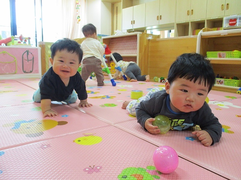 0歳児室内あそび