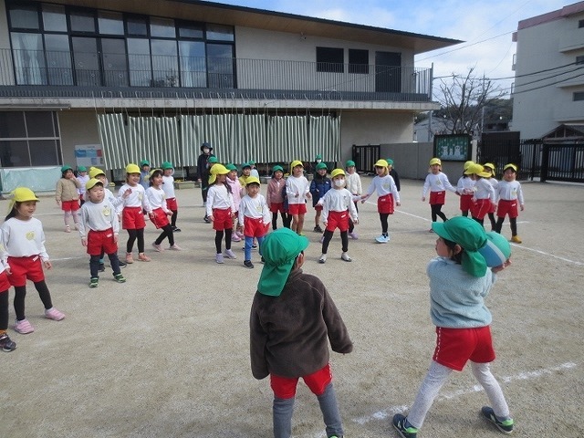 5歳児外遊び
