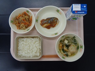 10月6日の学校給食（小学校A献立）の写真