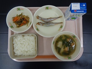 10月13日の学校給食（小学校A献立）の写真