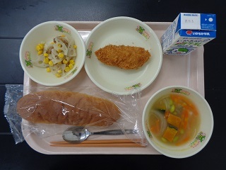 10月28日の学校給食（小学校A献立）の写真