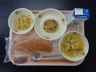 11月2日の学校給食（小学校A献立）の写真