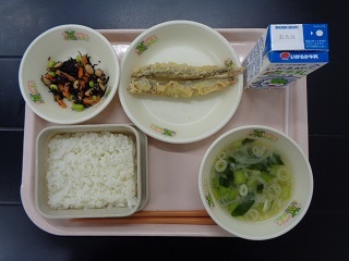 11月12日の学校給食（小学校A献立）の写真