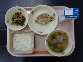 12月1日の学校給食（小学校A献立）の写真