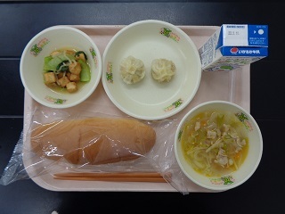 2月3日の学校給食（小学校A献立）の写真