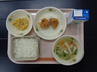 2月4日の学校給食（小学校A献立）の写真