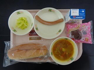 2月8日の学校給食(小学校A献立)の写真