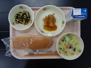 2月17日の学校給食（小学校A献立）の写真