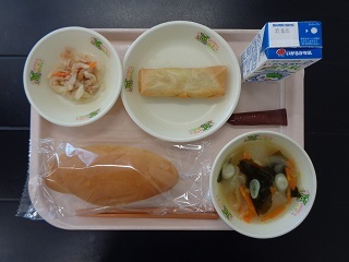 10月7日の学校給食(小学校B献立)の写真