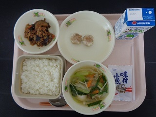 10月27日の学校給食（小学校B献立）の写真