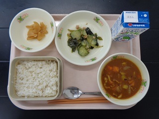 10月29日の学校給食（小学校B献立）の写真