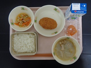 11月19日の学校給食（小学校B献立）の写真