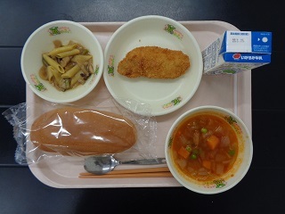 2月17日の学校給食（小学校B献立）の写真