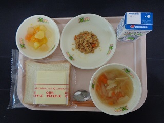 2月22日の学校給食(小学校B献立)の写真