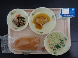 2月24日の学校給食(小学校B献立)の写真