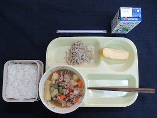 11月29日の学校給食（中）の写真