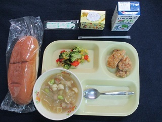12月14日の学校給食（中）の写真