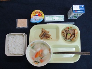 1月14日の学校給食（中）の写真