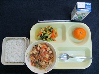 1月17日の学校給食（中）の写真
