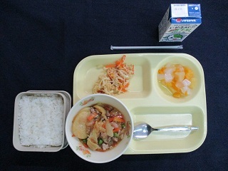 1月24日の学校給食（中）の写真