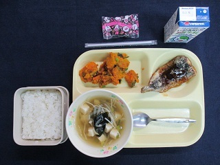 2月2日の学校給食（中）の写真