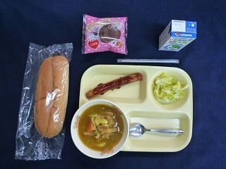 2月8日の学校給食（中）の写真