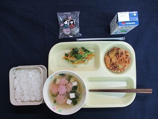 3月2日の学校給食（中）の写真