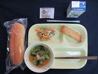 3月3日の学校給食（中）の写真