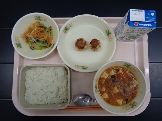 4月8日の学校給食（小学校A献立）の写真