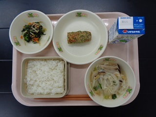 4月25日の学校給食（小学校A献立）の写真