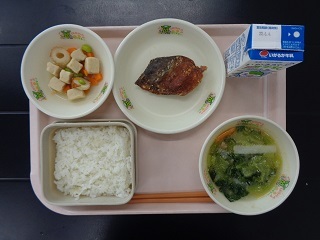 5月27日の学校給食（小学校A献立）の写真