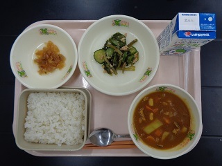 5月30日の学校給食（小学校A献立）の写真