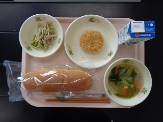 5月31日の学校給食（小学校A献立）の写真