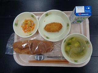 6月14日の学校給食（小学校A献立）の写真