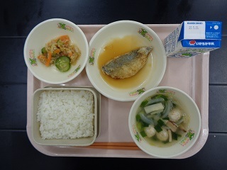 7月15日の学校給食（小学校A献立）の写真