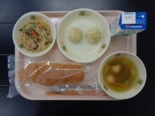 10月18日の学校給食（小学校A献立）の写真