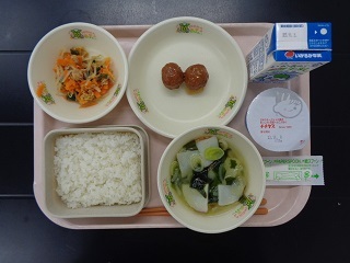 10月26日の学校給食（小学校A献立）の写真