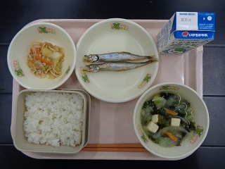 11月11日の学校給食（小学校A献立）の写真