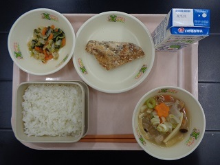 11月16日の学校給食（小学校A献立）の写真