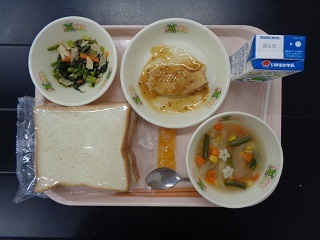 11月17日の学校給食（小学校A献立）の写真