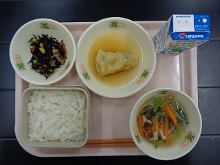 11月21日の学校給食（小学校A献立）の写真