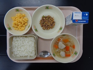 2月22日の学校給食（小学校A献立）の写真