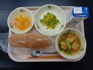 3月7日の学校給食（小学校A献立）の写真